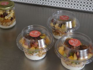 Granola Fruit Cup