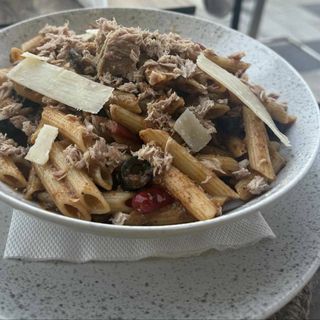 Pate putanesca