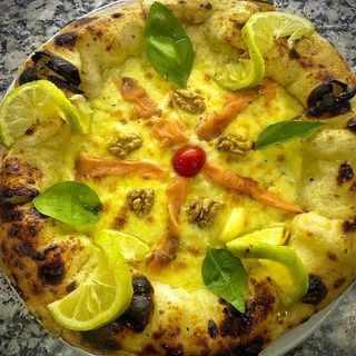 Pizza Salmone
