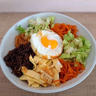 Bulgogi Bibimbap+ soya sauce