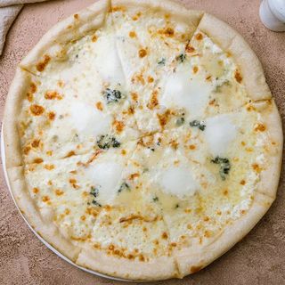 Pizza Margherita 40