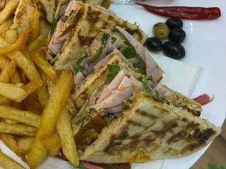 chapati omlette salami