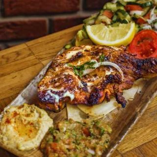 Plat Cuisse de poulet grillée