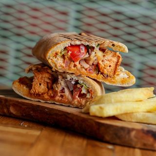Sandwich Chich Taouk