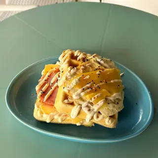 Gaufres Jambon fumé de dinde, Œuf, Gruyère Maasdam