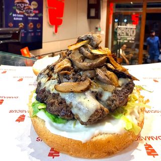 Dama burger 