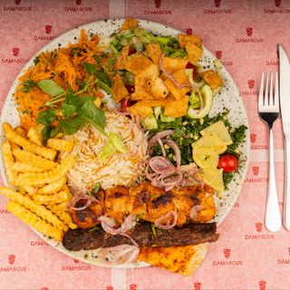 Plat chich taouk + kebab viande/وجبة شيش طاووق + كباب لحم