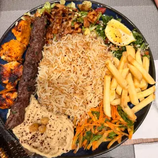 Plat kebab viande+kebab poulet /وجبة كباب لحم + كباب دجاج