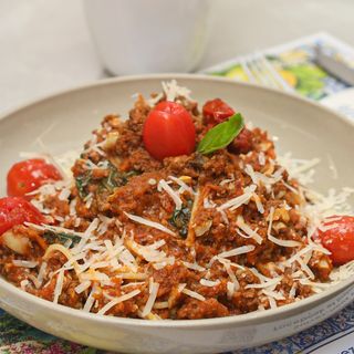 SPAGHETTI BOLOGNAISE