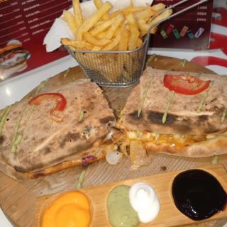 Makloub Escalope Panée