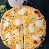 Pizza 4 Fromages