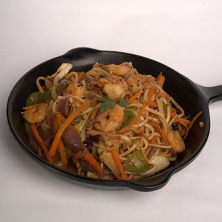 Nouilles Sautées Aux Crevettes