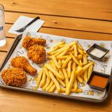 King Sharing Buckets 1