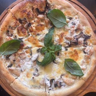 Pizza Sauce Blanche Poulet Champignons