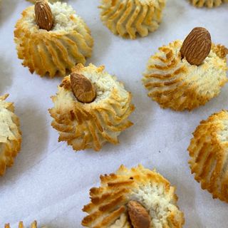 Petit four aux amandes 100g