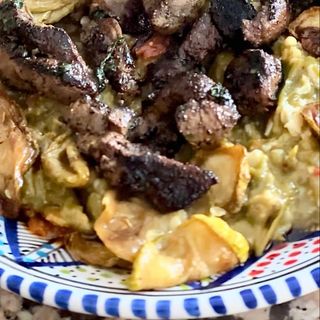 Plat Kaftegi + Kebda grillé boeuf