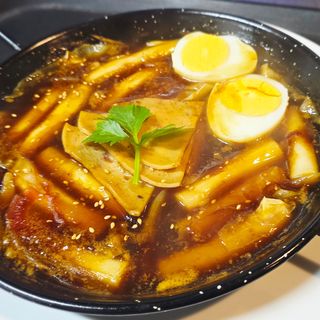 Tteok-bok-ki À La Sauce Soja