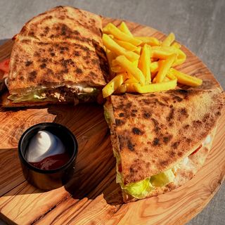 Makloub Escalope Grillé