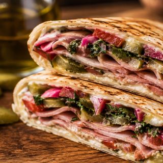 Sandwich jambon Beirut + entrée gratuite