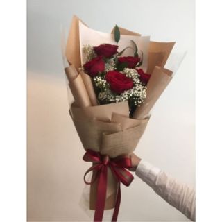 bouquet  rouge avec emballage très chic
