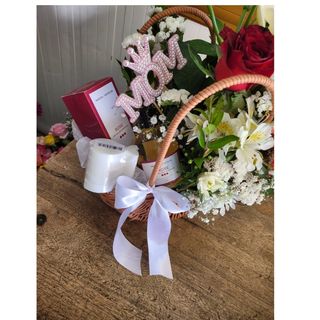 Pack Rose des Vallées d'Ispahan  Eau de parfum  Huile de douche Savon parfumé pour vêtements