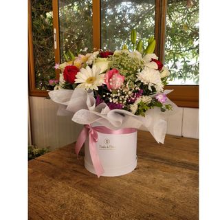 Flowerbox papier GF (palette blanc rose rose champagne, vert touche de rouge)
