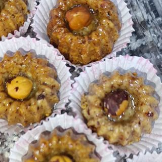 100g mignardises aux noisettes