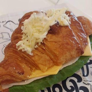 CROISSANT SALLE