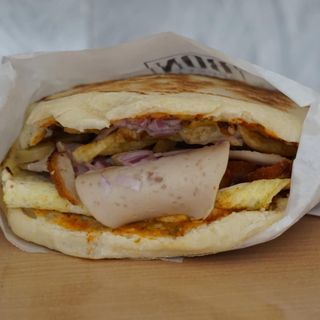 Chappati Omlette Salami