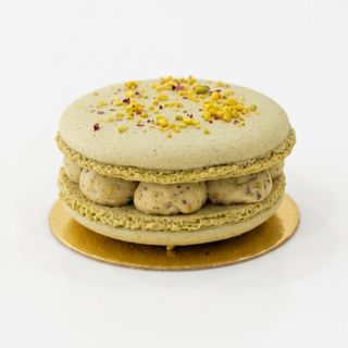 Gâteau macaron pistaches framboises