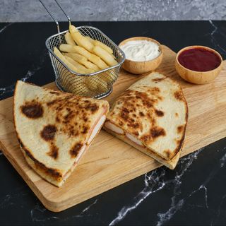 Makloub Cordon Bleu