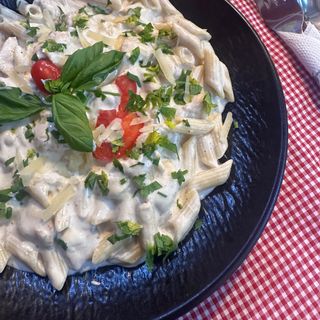 Pâte escalope de poulet a la creme