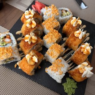 Tokyo box crunchy california 16 pièces