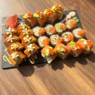 Tokyo Spéciale box 24 pièces