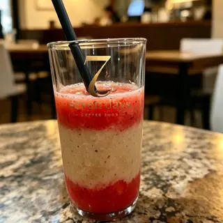 cocktail strawberry peach