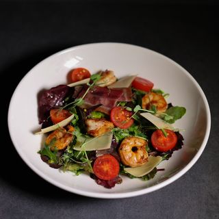 Салат з креветкою