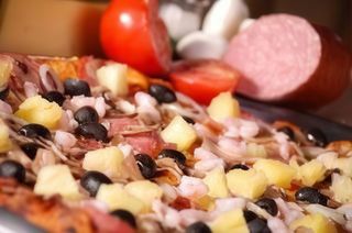 Піца Помилка Пекаря (23см/450г)