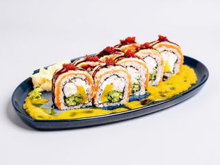 Татакі з лососем та креветкою