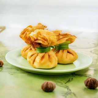 Млинці з жульєном язик у сметані