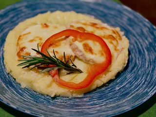 Курячі котлетки запечені під сиром