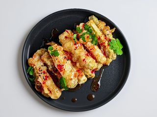 Смажені баклажани в соусі солодкий чілі (240г)