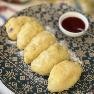 Вареники з полуницею (300/30г)