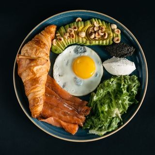 Сніданок з лососем (320г)