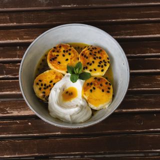 Сирники з маракуйєю (300 г)