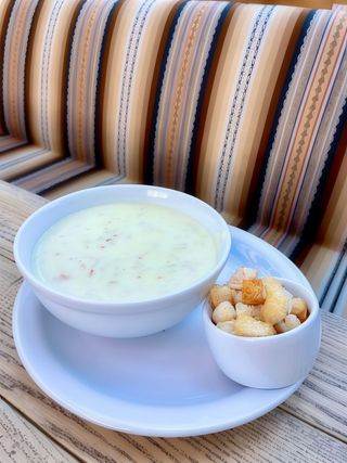 Вершковий крем-суп з куркою (300г)