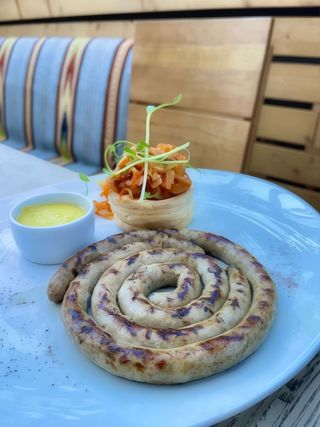 Фірмові ковбаски (250г)