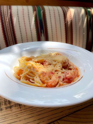 Паста з креветками у томатному соусі (300г)