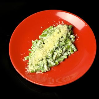 Стручкова квасоля у вершках