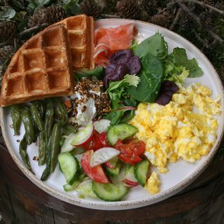 Сніданок-конструктор з лососем (400 г)