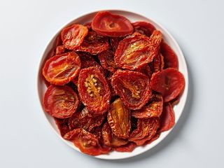 В'ялені томати